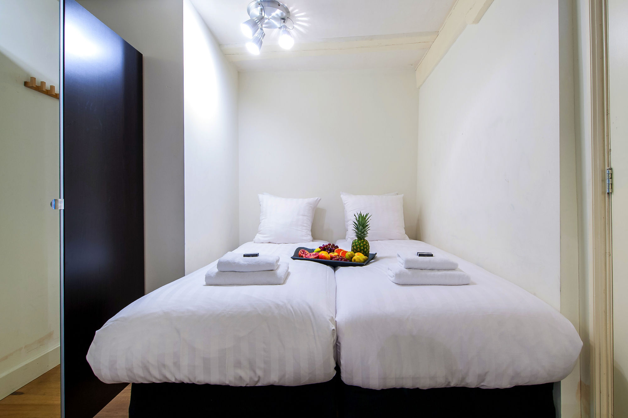Centre Harbour Apart-hotel 3*